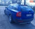 Синий Шкода Октавия Скаут, объемом двигателя 2 л и пробегом 294 тыс. км за 7777 $, фото 1 на Automoto.ua