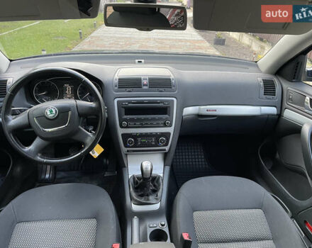 Синій Шкода Octavia Scout, об'ємом двигуна 1.8 л та пробігом 135 тис. км за 7595 $, фото 14 на Automoto.ua