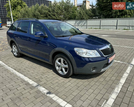 Синій Шкода Octavia Scout, об'ємом двигуна 1.8 л та пробігом 155 тис. км за 9300 $, фото 6 на Automoto.ua