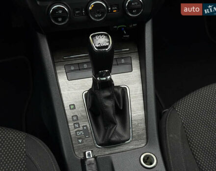 Синій Шкода Octavia Scout, об'ємом двигуна 2 л та пробігом 265 тис. км за 13600 $, фото 34 на Automoto.ua