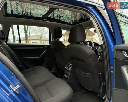 Синій Шкода Octavia Scout, об'ємом двигуна 2 л та пробігом 265 тис. км за 13600 $, фото 29 на Automoto.ua