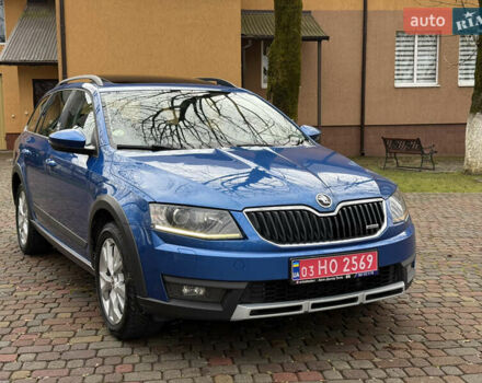 Синій Шкода Octavia Scout, об'ємом двигуна 2 л та пробігом 265 тис. км за 13600 $, фото 1 на Automoto.ua