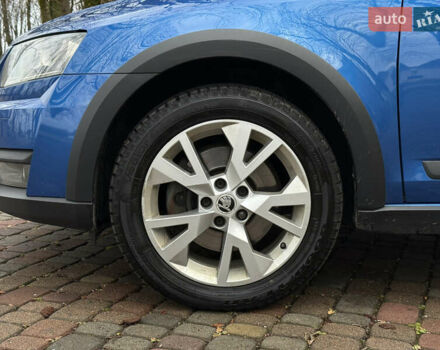 Синій Шкода Octavia Scout, об'ємом двигуна 2 л та пробігом 265 тис. км за 13600 $, фото 13 на Automoto.ua