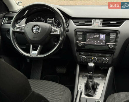 Синій Шкода Octavia Scout, об'ємом двигуна 2 л та пробігом 265 тис. км за 13600 $, фото 32 на Automoto.ua