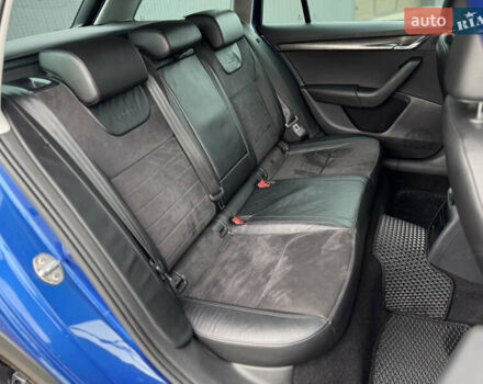 Синій Шкода Octavia Scout, об'ємом двигуна 2 л та пробігом 250 тис. км за 14350 $, фото 35 на Automoto.ua