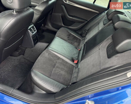 Синій Шкода Octavia Scout, об'ємом двигуна 2 л та пробігом 250 тис. км за 14350 $, фото 24 на Automoto.ua