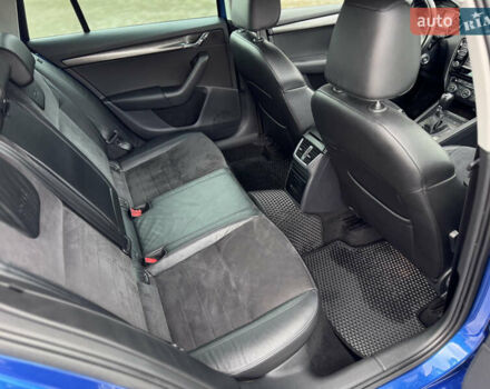 Синій Шкода Octavia Scout, об'ємом двигуна 2 л та пробігом 250 тис. км за 14350 $, фото 17 на Automoto.ua