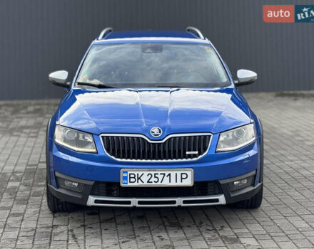 Синій Шкода Octavia Scout, об'ємом двигуна 2 л та пробігом 250 тис. км за 14350 $, фото 2 на Automoto.ua