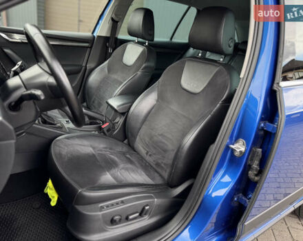 Синій Шкода Octavia Scout, об'ємом двигуна 2 л та пробігом 250 тис. км за 14350 $, фото 32 на Automoto.ua