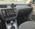 Синий Шкода Октавия Скаут, объемом двигателя 2 л и пробегом 239 тыс. км за 15800 $, фото 16 на Automoto.ua