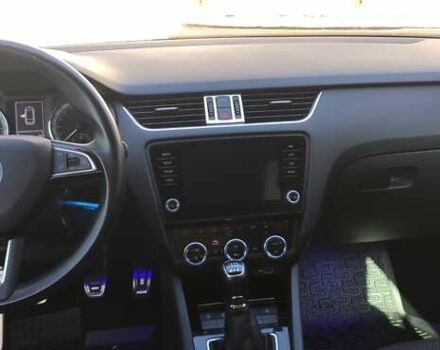 Синий Шкода Октавия Скаут, объемом двигателя 1.97 л и пробегом 224 тыс. км за 15600 $, фото 29 на Automoto.ua