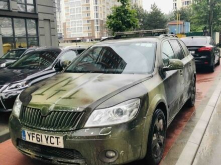 Шкода Octavia Scout 2012 у Ирпене на Automoto.ua Синій Шкода Octavia Scout, об'ємом двигуна 2 л та пробігом 265 тис. км за 4500 $, фото 1 на Automoto.ua