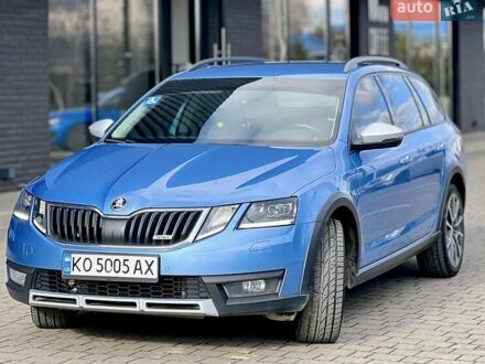 Шкода Октавия Скаут 2017 в Ужгороде на Automoto.ua Синий Шкода Октавия Скаут, объемом двигателя 1.97 л и пробегом 250 тыс. км за 17100 $, фото 1 на Automoto.ua