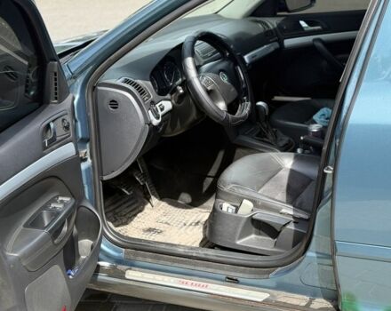 Зеленый Шкода Октавия Скаут, объемом двигателя 2 л и пробегом 382 тыс. км за 4200 $, фото 5 на Automoto.ua