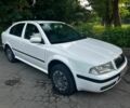 Белый Шкода Октавия Тур, объемом двигателя 1.6 л и пробегом 232 тыс. км за 4490 $, фото 2 на Automoto.ua