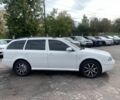 Белый Шкода Октавия Тур, объемом двигателя 1.6 л и пробегом 168 тыс. км за 6390 $, фото 3 на Automoto.ua