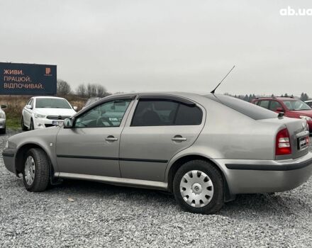 Коричневий Шкода Октавія Тур, об'ємом двигуна 1.6 л та пробігом 276 тис. км за 4440 $, фото 12 на Automoto.ua