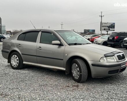 Коричневий Шкода Октавія Тур, об'ємом двигуна 1.6 л та пробігом 276 тис. км за 4440 $, фото 4 на Automoto.ua
