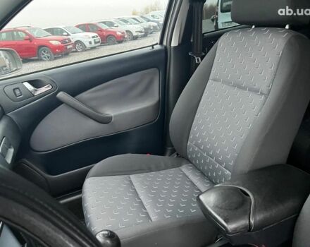 Коричневий Шкода Октавія Тур, об'ємом двигуна 1.6 л та пробігом 276 тис. км за 4440 $, фото 22 на Automoto.ua