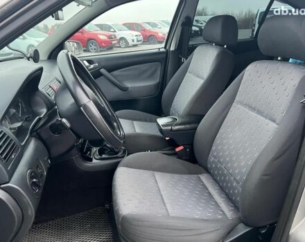 Коричневий Шкода Октавія Тур, об'ємом двигуна 1.6 л та пробігом 276 тис. км за 4440 $, фото 20 на Automoto.ua