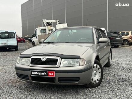 Коричневый Шкода Октавия Тур, объемом двигателя 1.6 л и пробегом 276 тыс. км за 4440 $, фото 1 на Automoto.ua