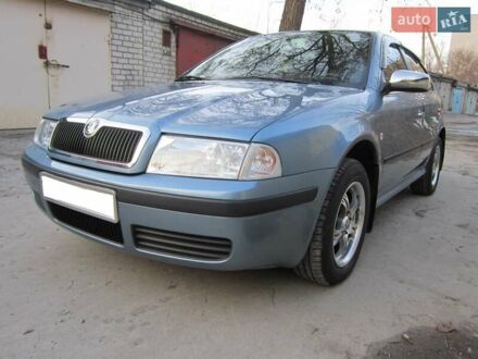 Шкода Октавия Тур 2007 в Светловдске на Automoto.ua Шкода Октавия Тур, объемом двигателя 1.6 л и пробегом 67 тыс. км за 9200 $, фото 1 на Automoto.ua