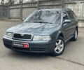 Серый Шкода Октавия Тур, объемом двигателя 1.8 л и пробегом 425 тыс. км за 5690 $, фото 1 на Automoto.ua