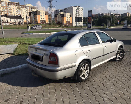 Серый Шкода Октавия Тур, объемом двигателя 1.6 л и пробегом 260 тыс. км за 3400 $, фото 6 на Automoto.ua