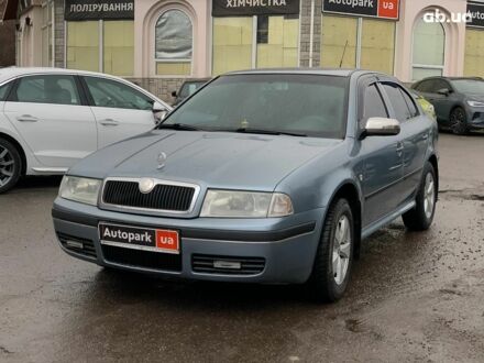 Сірий Шкода Октавія Тур, об'ємом двигуна 1.6 л та пробігом 269 тис. км за 5690 $, фото 1 на Automoto.ua