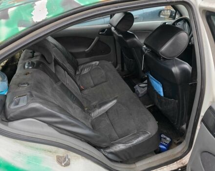 Белый Шкода Октавия, объемом двигателя 1.9 л и пробегом 300 тыс. км за 1547 $, фото 5 на Automoto.ua