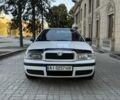 Белый Шкода Октавия, объемом двигателя 1.6 л и пробегом 380 тыс. км за 2450 $, фото 1 на Automoto.ua