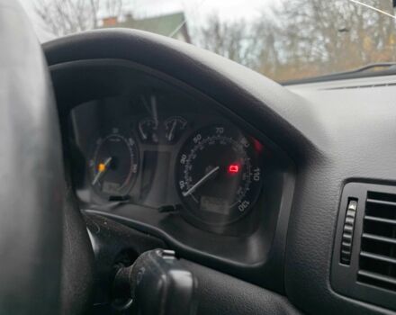 Белый Шкода Октавия, объемом двигателя 1.9 л и пробегом 300 тыс. км за 1547 $, фото 6 на Automoto.ua