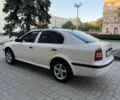 Белый Шкода Октавия, объемом двигателя 1.6 л и пробегом 380 тыс. км за 2450 $, фото 5 на Automoto.ua