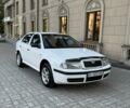 Белый Шкода Октавия, объемом двигателя 1.6 л и пробегом 380 тыс. км за 2450 $, фото 1 на Automoto.ua