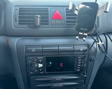 Белый Шкода Октавия, объемом двигателя 1.6 л и пробегом 232 тыс. км за 4440 $, фото 12 на Automoto.ua