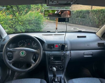 Белый Шкода Октавия, объемом двигателя 1.6 л и пробегом 232 тыс. км за 4440 $, фото 17 на Automoto.ua