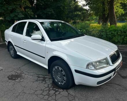 Белый Шкода Октавия, объемом двигателя 1.6 л и пробегом 232 тыс. км за 4440 $, фото 2 на Automoto.ua