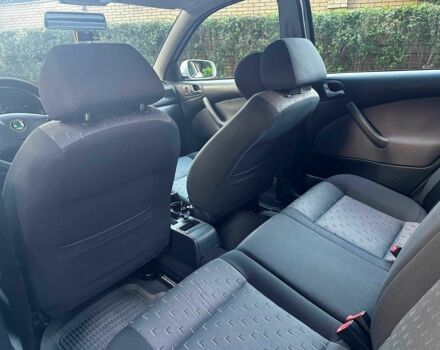 Белый Шкода Октавия, объемом двигателя 1.6 л и пробегом 232 тыс. км за 4440 $, фото 16 на Automoto.ua