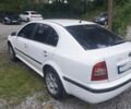 Белый Шкода Октавия, объемом двигателя 1.6 л и пробегом 270 тыс. км за 3900 $, фото 2 на Automoto.ua