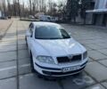 Белый Шкода Октавия, объемом двигателя 1.6 л и пробегом 369 тыс. км за 3050 $, фото 1 на Automoto.ua