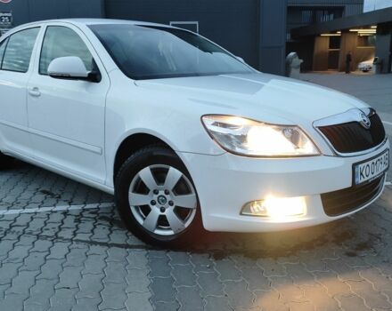 Белый Шкода Октавия, объемом двигателя 1.4 л и пробегом 230 тыс. км за 6500 $, фото 2 на Automoto.ua