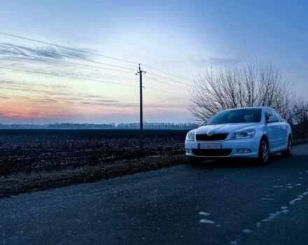 Білий Шкода Октавія, об'ємом двигуна 1.6 л та пробігом 350 тис. км за 7253 $, фото 4 на Automoto.ua