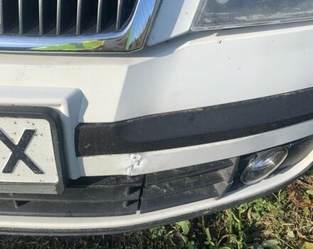 Белый Шкода Октавия, объемом двигателя 1.6 л и пробегом 345 тыс. км за 4500 $, фото 5 на Automoto.ua