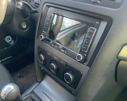 Белый Шкода Октавия, объемом двигателя 1.6 л и пробегом 345 тыс. км за 4500 $, фото 9 на Automoto.ua