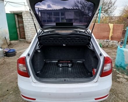 Белый Шкода Октавия, объемом двигателя 1.4 л и пробегом 259 тыс. км за 7400 $, фото 4 на Automoto.ua