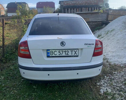 Белый Шкода Октавия, объемом двигателя 1.6 л и пробегом 345 тыс. км за 4500 $, фото 3 на Automoto.ua