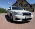 Білий Шкода Октавія, об'ємом двигуна 1.6 л та пробігом 200 тис. км за 7400 $, фото 1 на Automoto.ua
