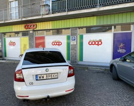 Белый Шкода Октавия, объемом двигателя 0 л и пробегом 256 тыс. км за 4065 $, фото 5 на Automoto.ua