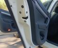 Белый Шкода Октавия, объемом двигателя 1.6 л и пробегом 242 тыс. км за 7707 $, фото 18 на Automoto.ua