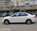 Белый Шкода Октавия, объемом двигателя 2 л и пробегом 330 тыс. км за 9500 $, фото 1 на Automoto.ua
